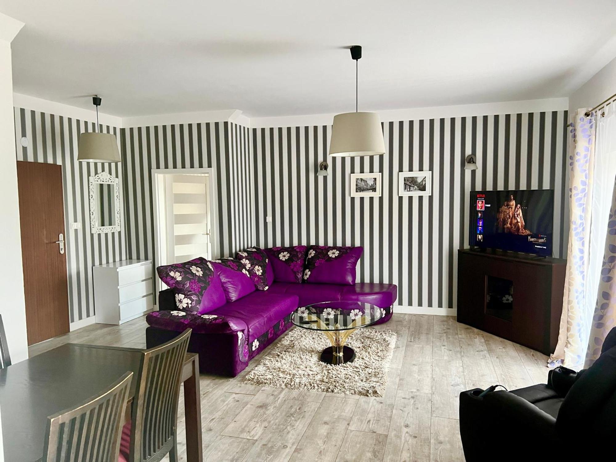 Las Slupski Premium Panoramic Apartament Nr8 Wifi Netflix Smart Tv55 Full Kitchen Double Bathtub Up To 4 People Full Pleasure Quality Stay (Adults Only) Exteriér fotografie